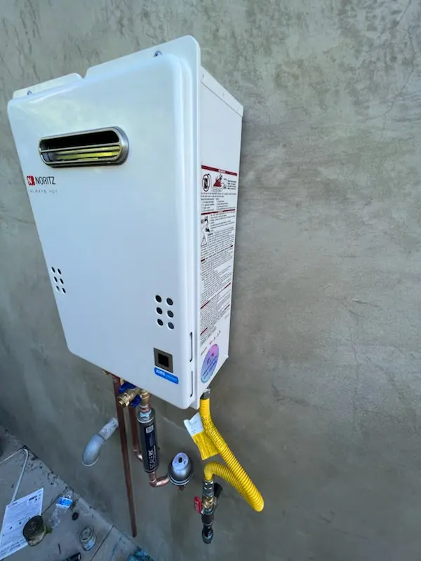 Tankless water heater installation for Walnut Heights homes